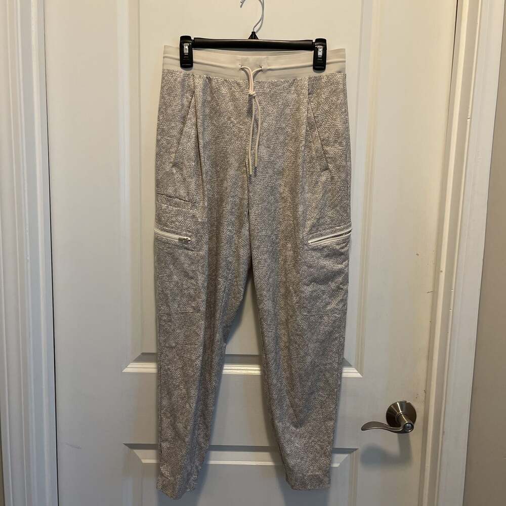 ATHLETA Venture Printed Pants Size 4 NWOT